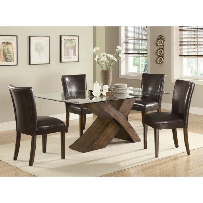 Latitude Run 5 Piece Dining Set