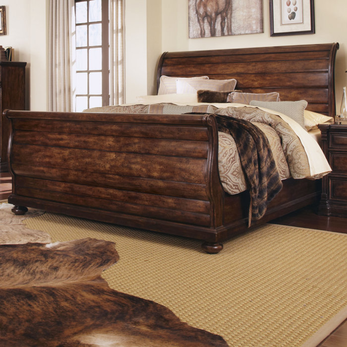 A.R.T. Whiskey Oak Queen Sleigh Bed
