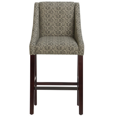 Darby Home Co Patricia 30