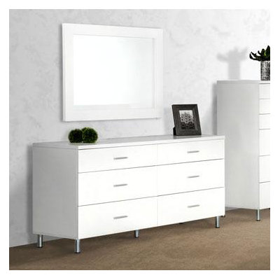 Wade Logan Samir 6 Drawer Dresser