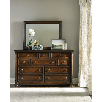 Hooker Furniture Leesburg 10 Drawer Dresser with..