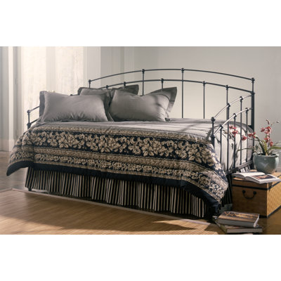 Laurel Foundry Modern Farmhouse Ninon Daybed