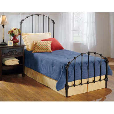 Hillsdale Furniture Bonita Slat Bed