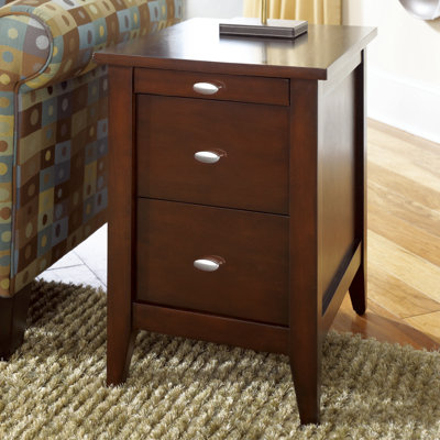 Hammary Chairsides End Table