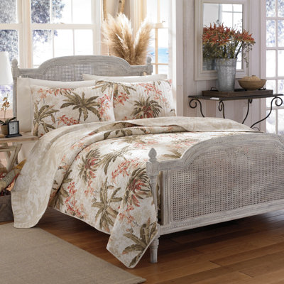 tommy bahama bedding bonny cove reversible quilt set tommy bahama bedding bonny cove reversible quilt set