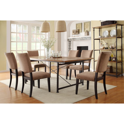 Woodhaven Hill Derry Dining Table