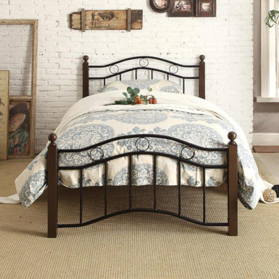 Woodhaven Hill Averny Platform Bed
