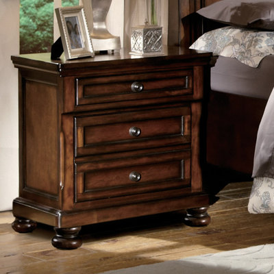 Woodhaven Hill Cumberland 3 Drawer Bachelor'..