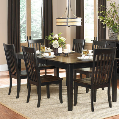 Three Posts Springwater Extendable Dining Table