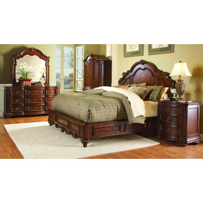Woodhaven Hill 1390 Series Panel Customizable Bedroom Set