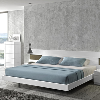 J&M Furniture Amora Platform Bed