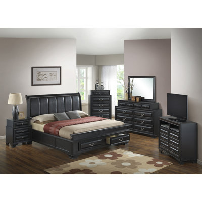 Darby Home Co Carroll Panel Customizable Bedroom..