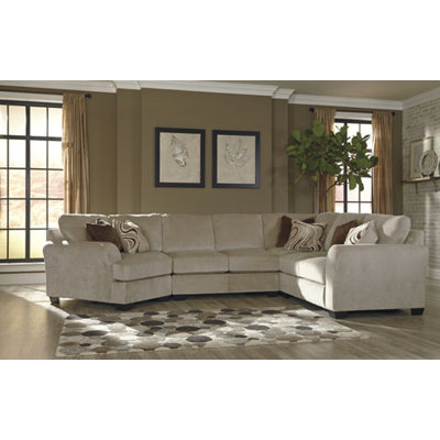 Benchcraft Hazes Sectional