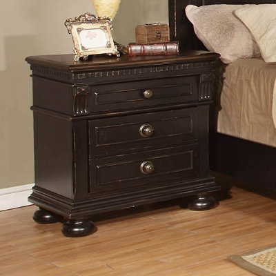 Avalon Furniture Rivington Hall 3 Drawer Nightst..
