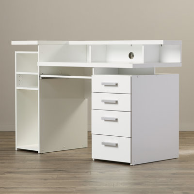 Wade Logan Thornbury Computer Desk