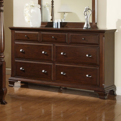 Three Posts Plattsburgh 7 Drawer Dresser