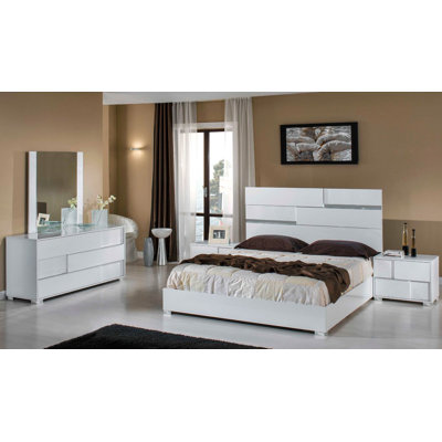 Latitude Run Barchov Platform 5 Piece Bedroom Set