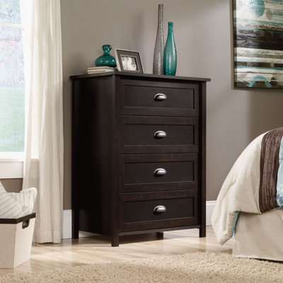 Darby Home Co Coombs 4 Drawer Chest