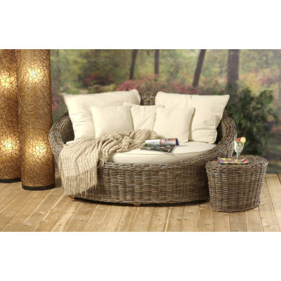 Jeffan Oval Small Daybed