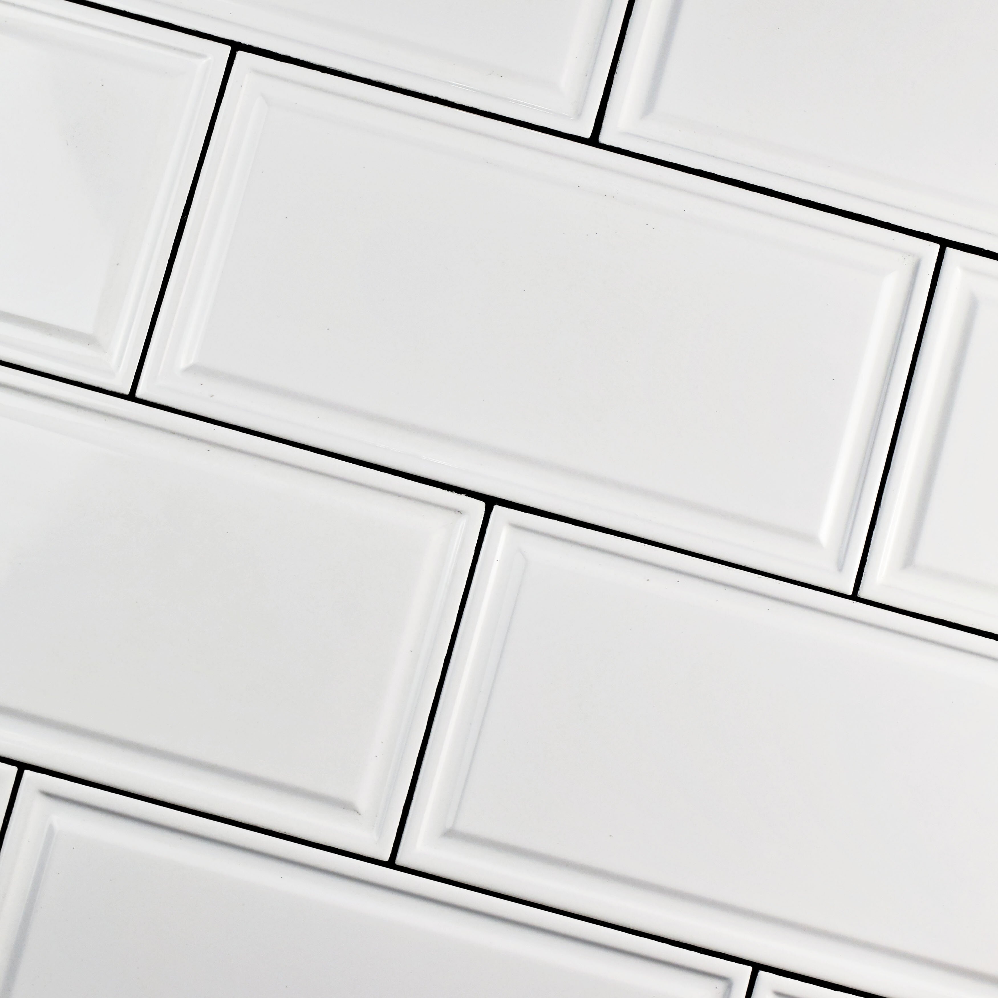 EliteTile Linio 6 X 12 Ceramic Subway Tile In White 
