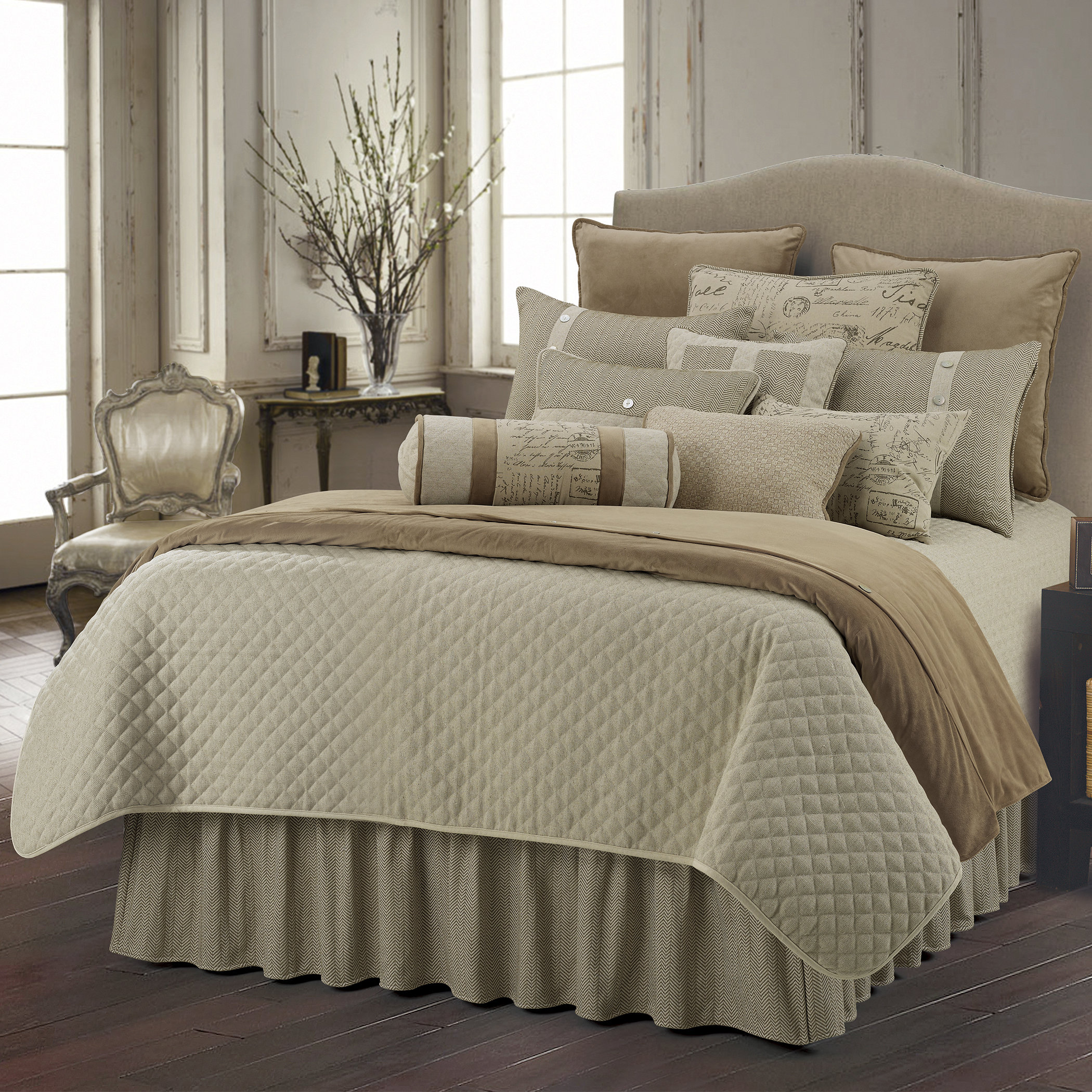 HiEnd Accents Fairfield 4 Piece Comforter Set & Reviews Wayfair.ca