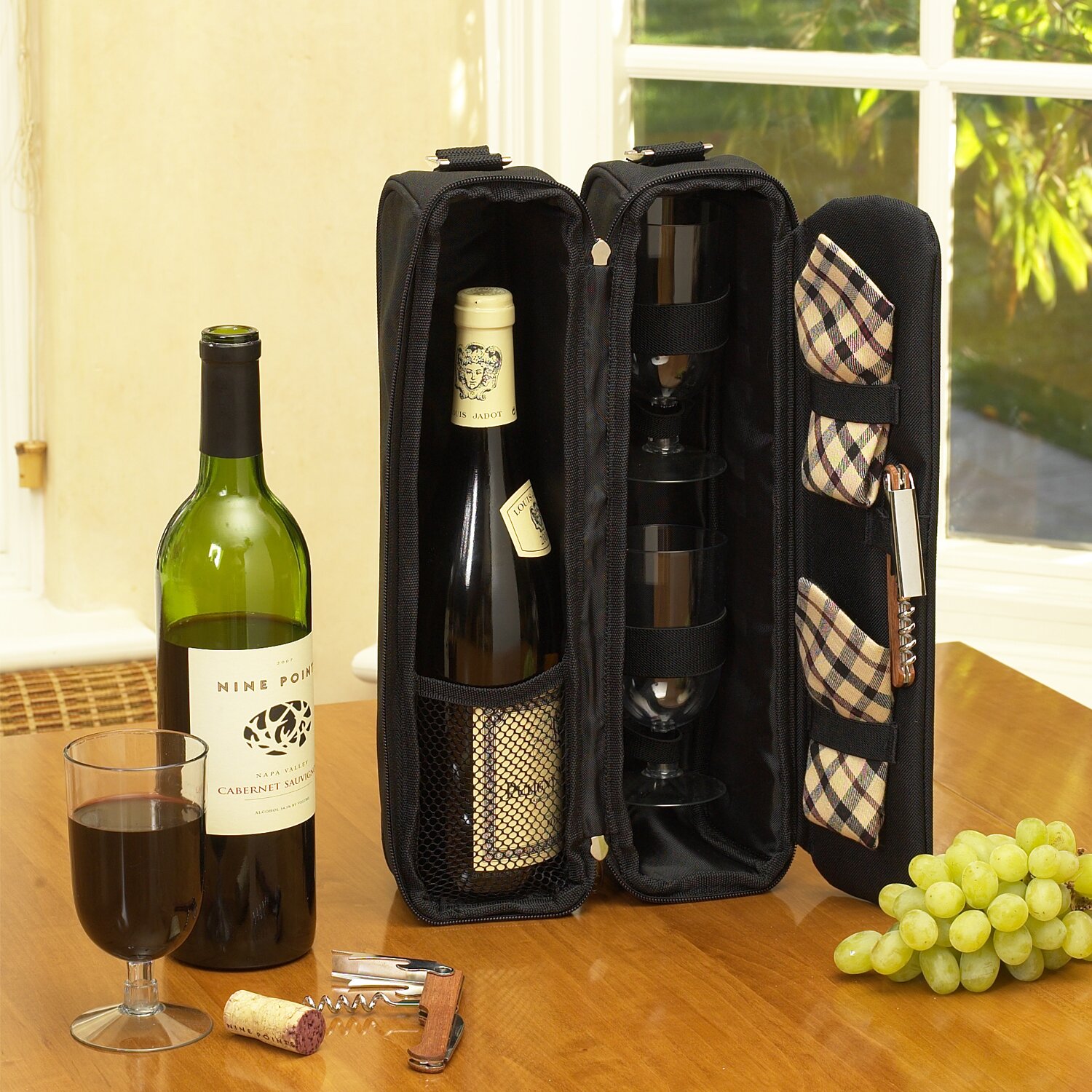 picnic time wine carrier