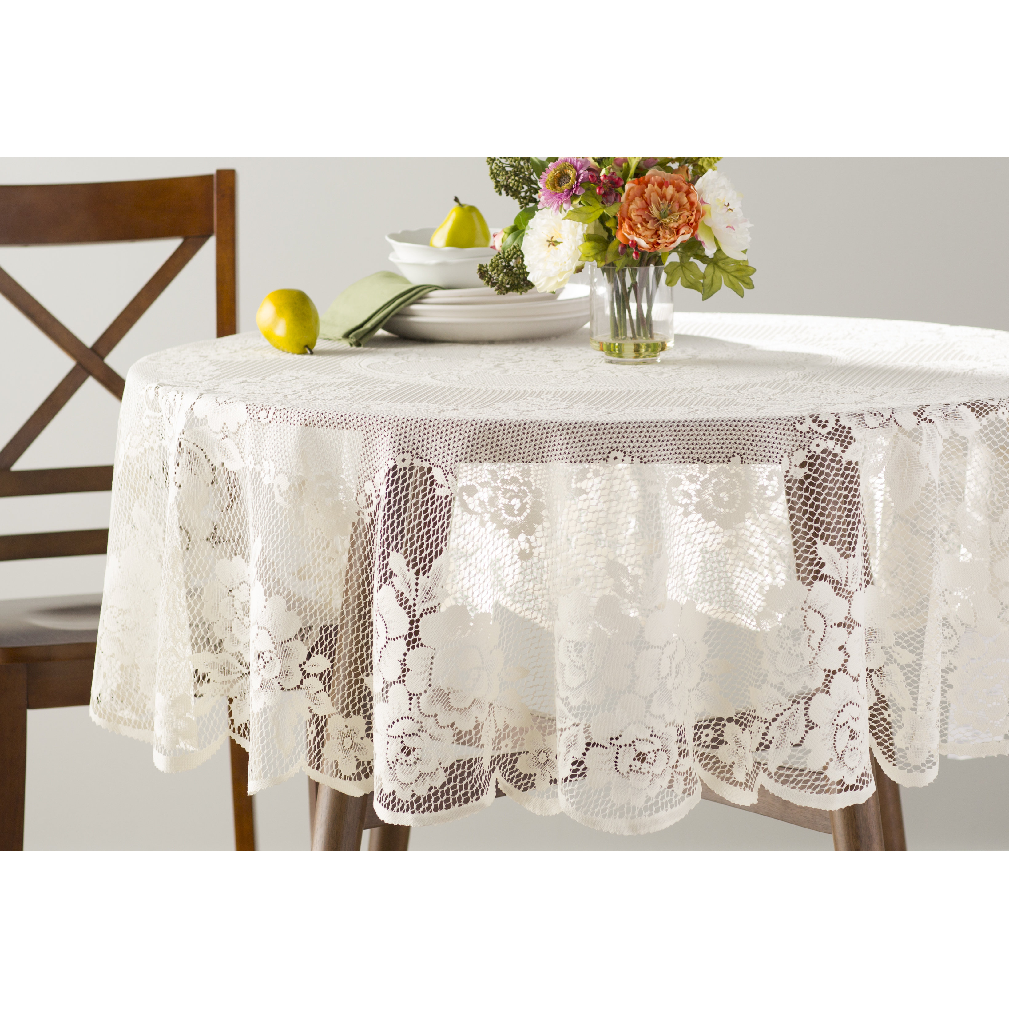 Heritage Lace Victorian Rose Tablecloth & Reviews | Wayfair