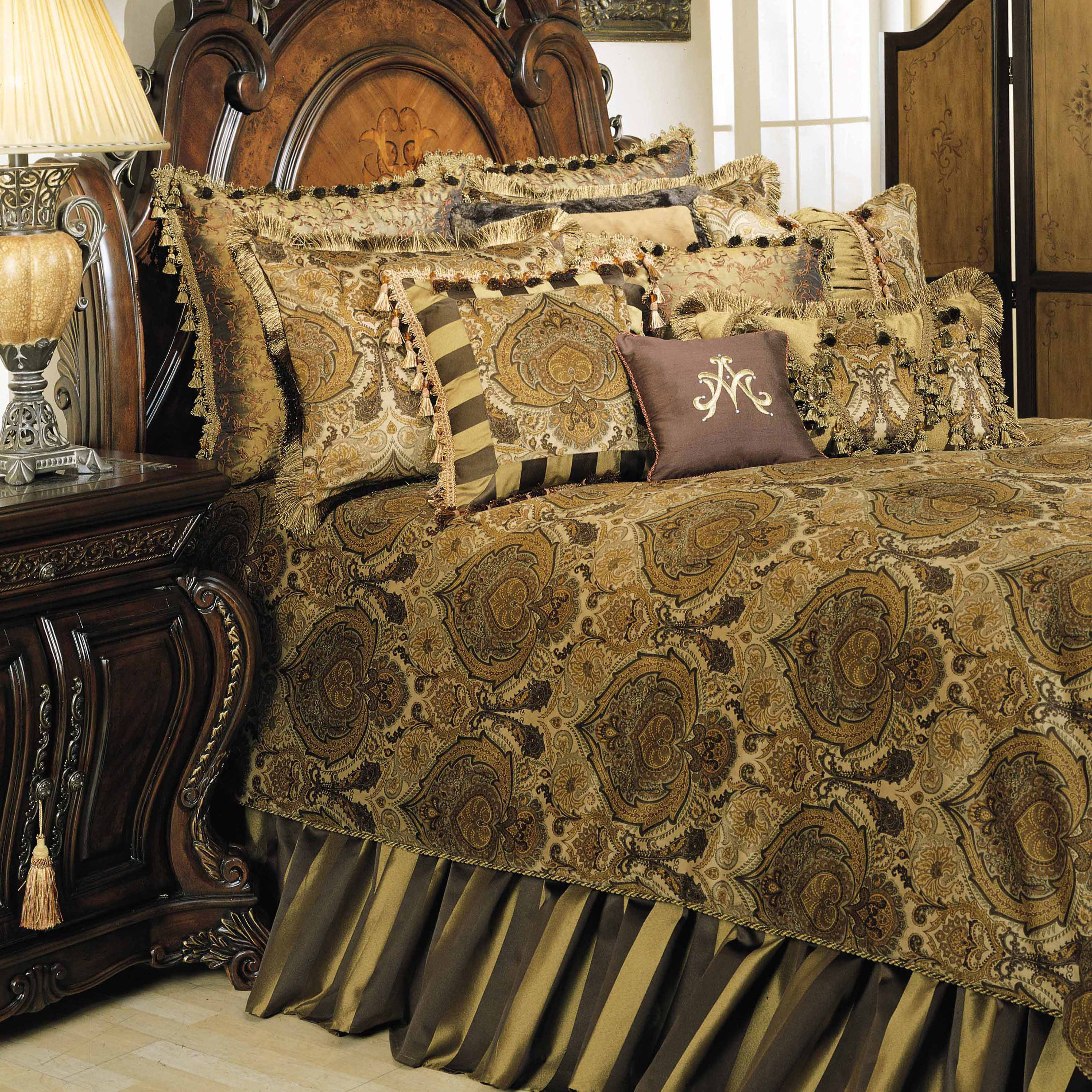 Michael Amini Pontevedra Reversible Comforter Set & Reviews Wayfair