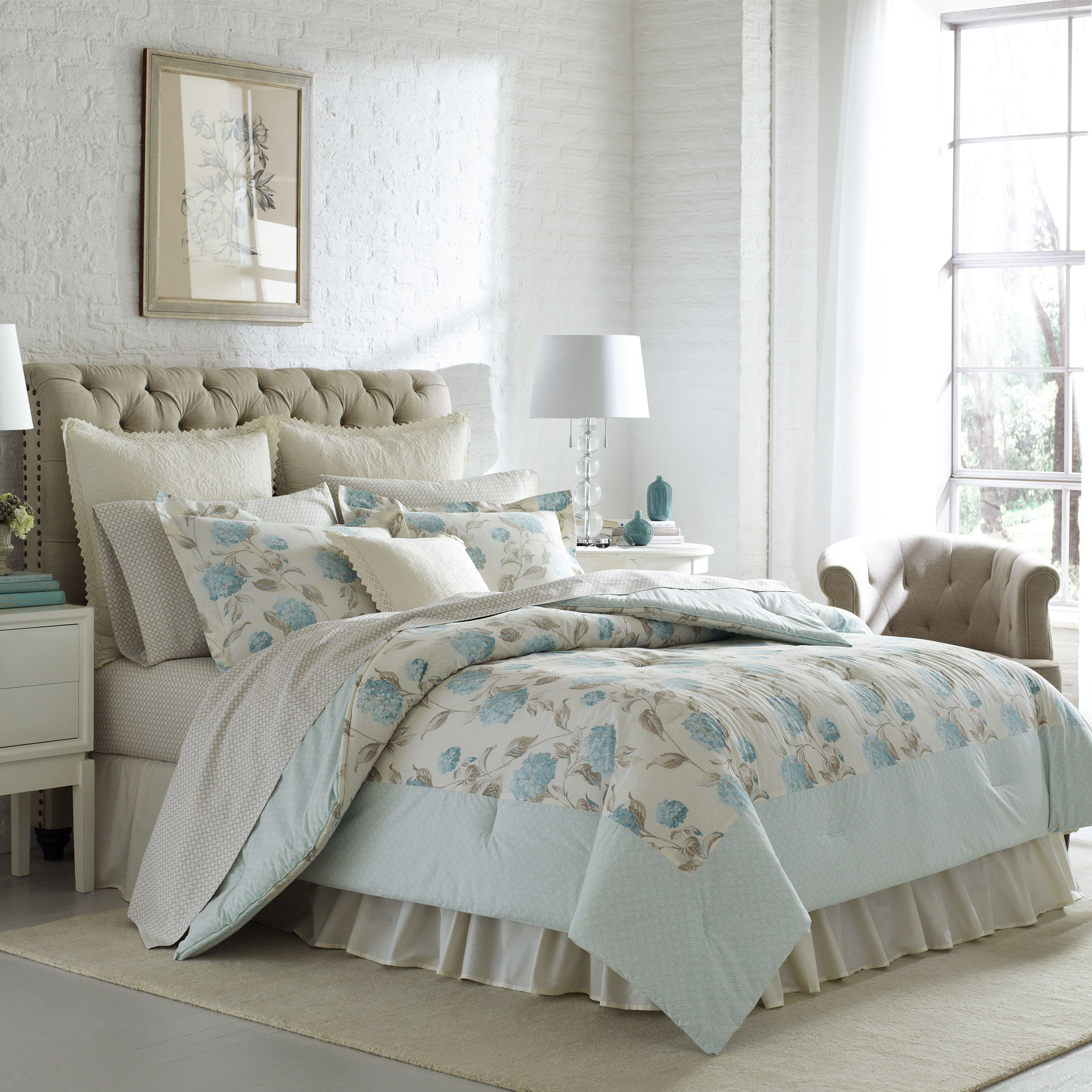 Laura Ashley Home Baylie Comforter Set Wayfair