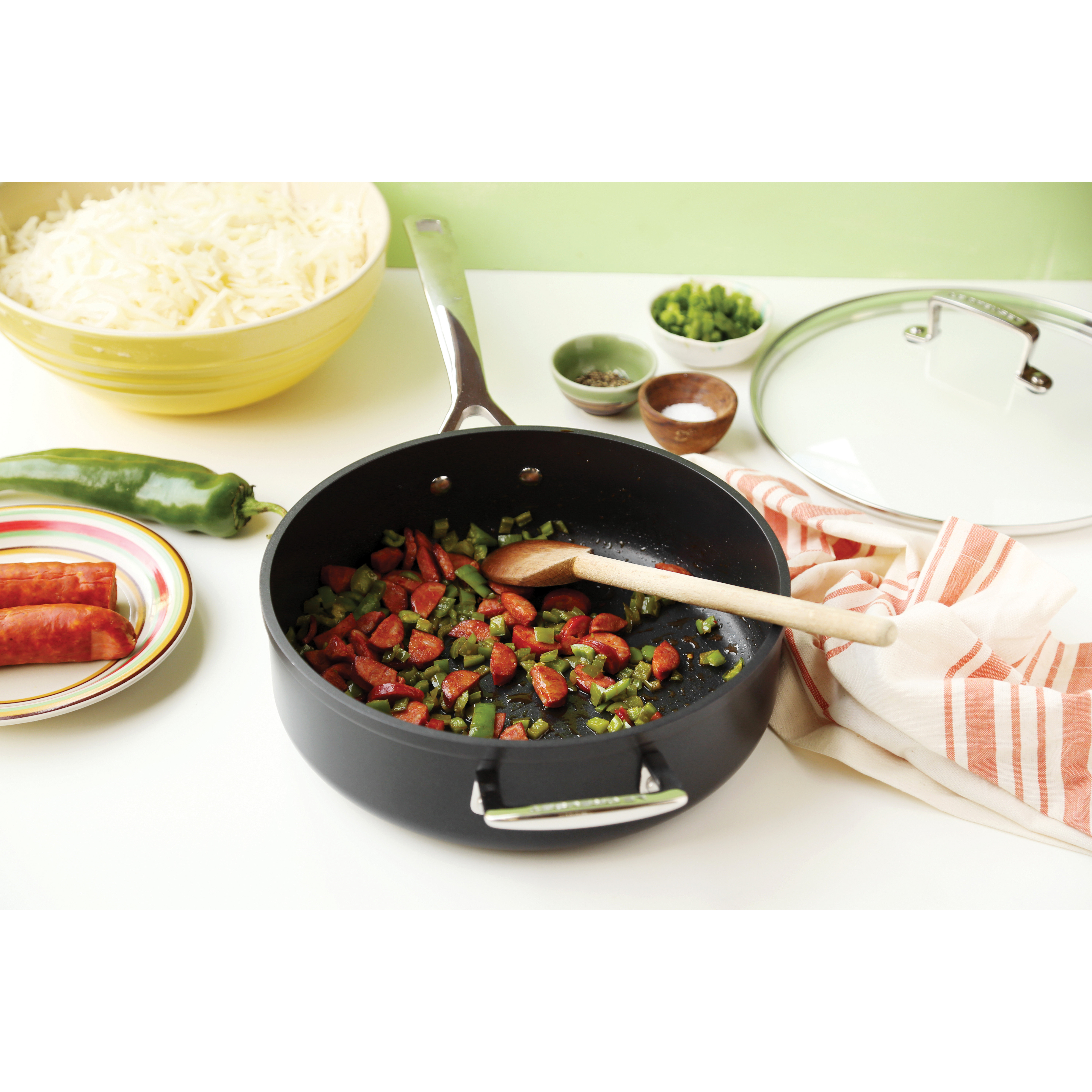 Le Creuset Toughened NonStick 4.5 Qt. Saute Pan & Reviews Wayfair
