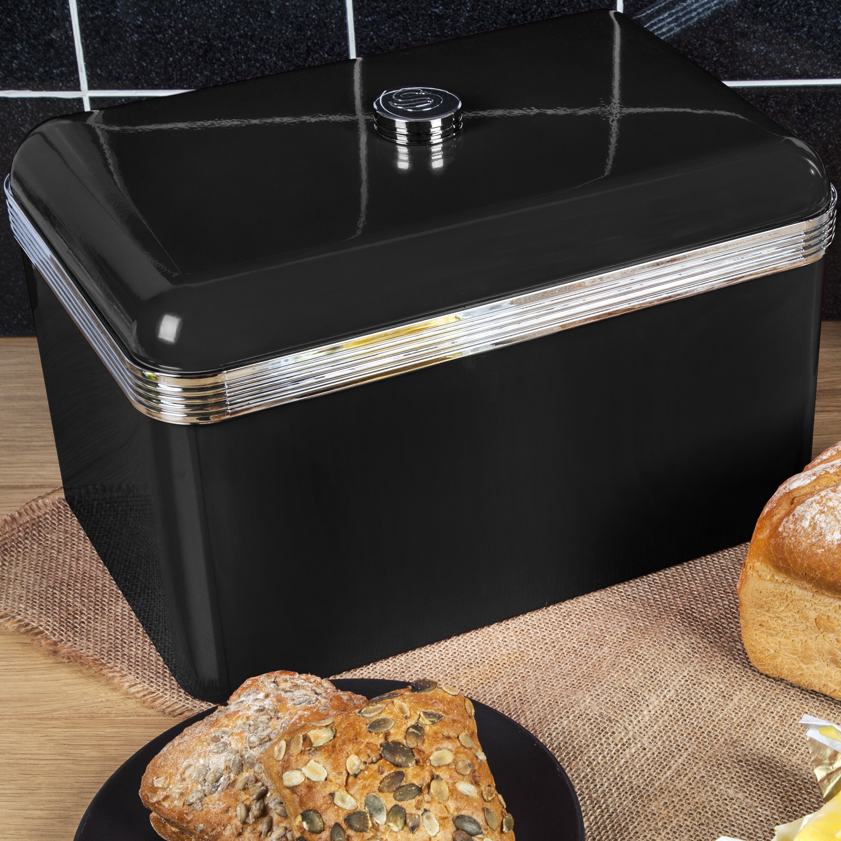 Swan Retro Bread Bin & Reviews Wayfair UK