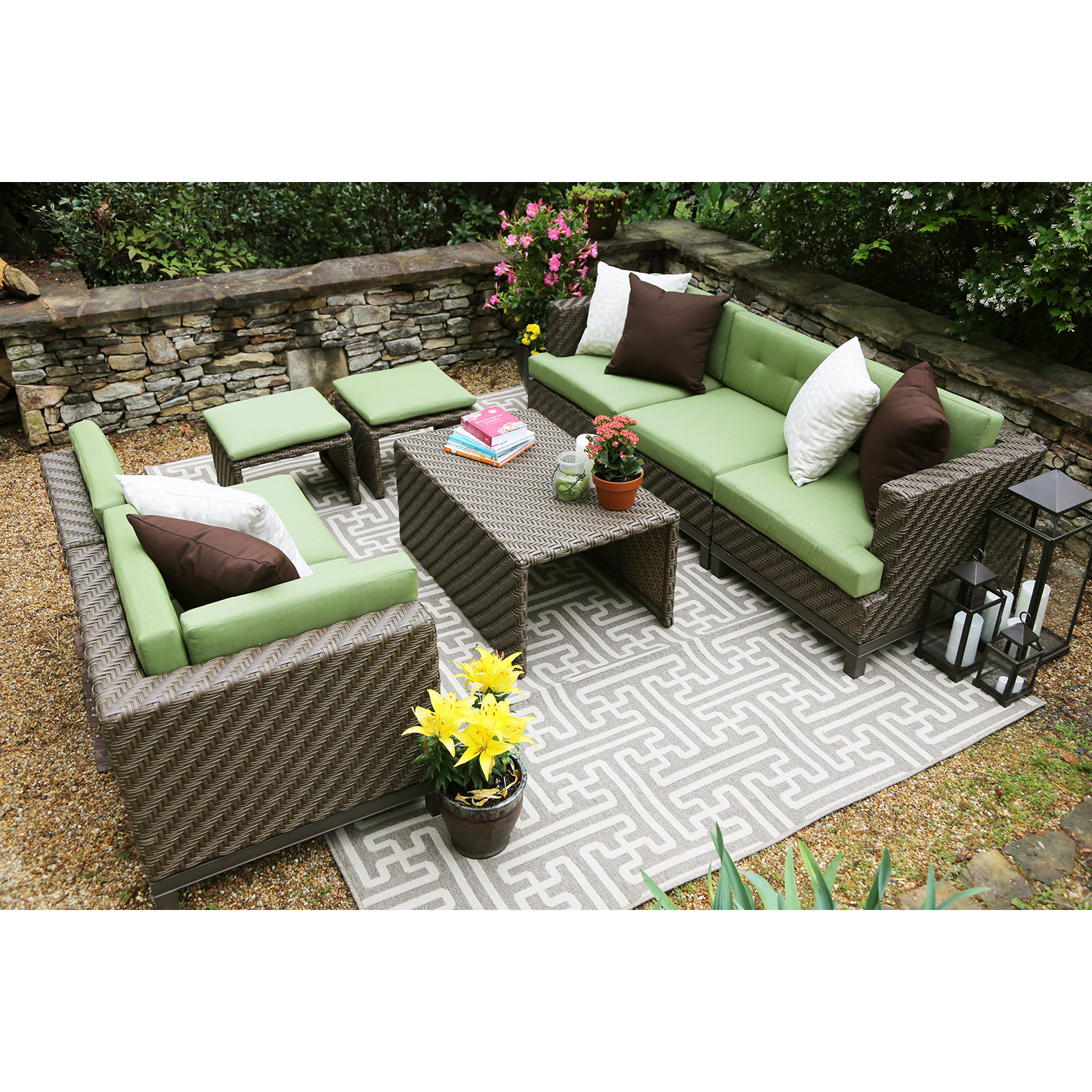 AE Outdoor Hampton 8 Piece Sectional Seating Group with Cushions