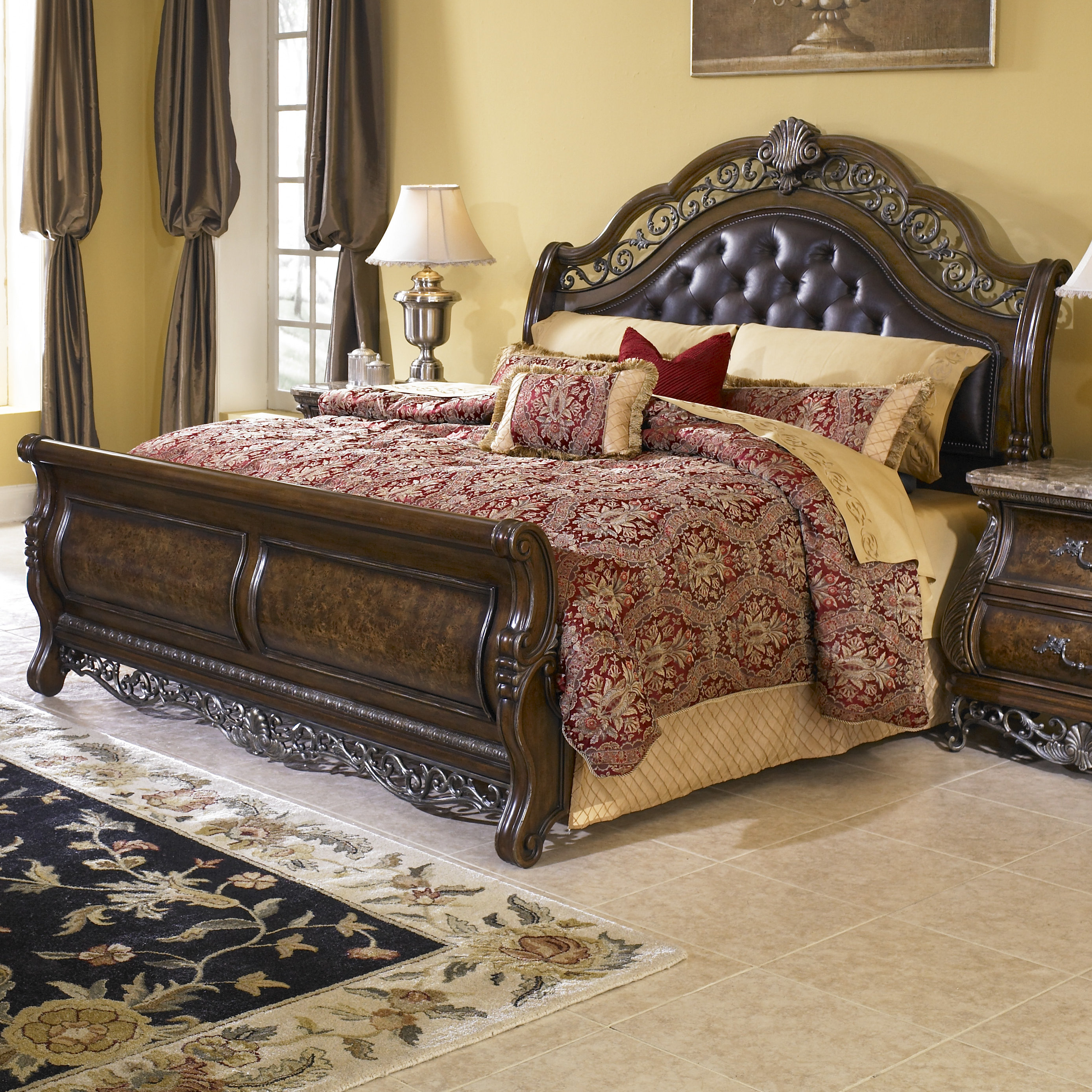Pulaski Birkhaven King Sleigh Bed Pulaski Birkhaven King Sleigh Bed