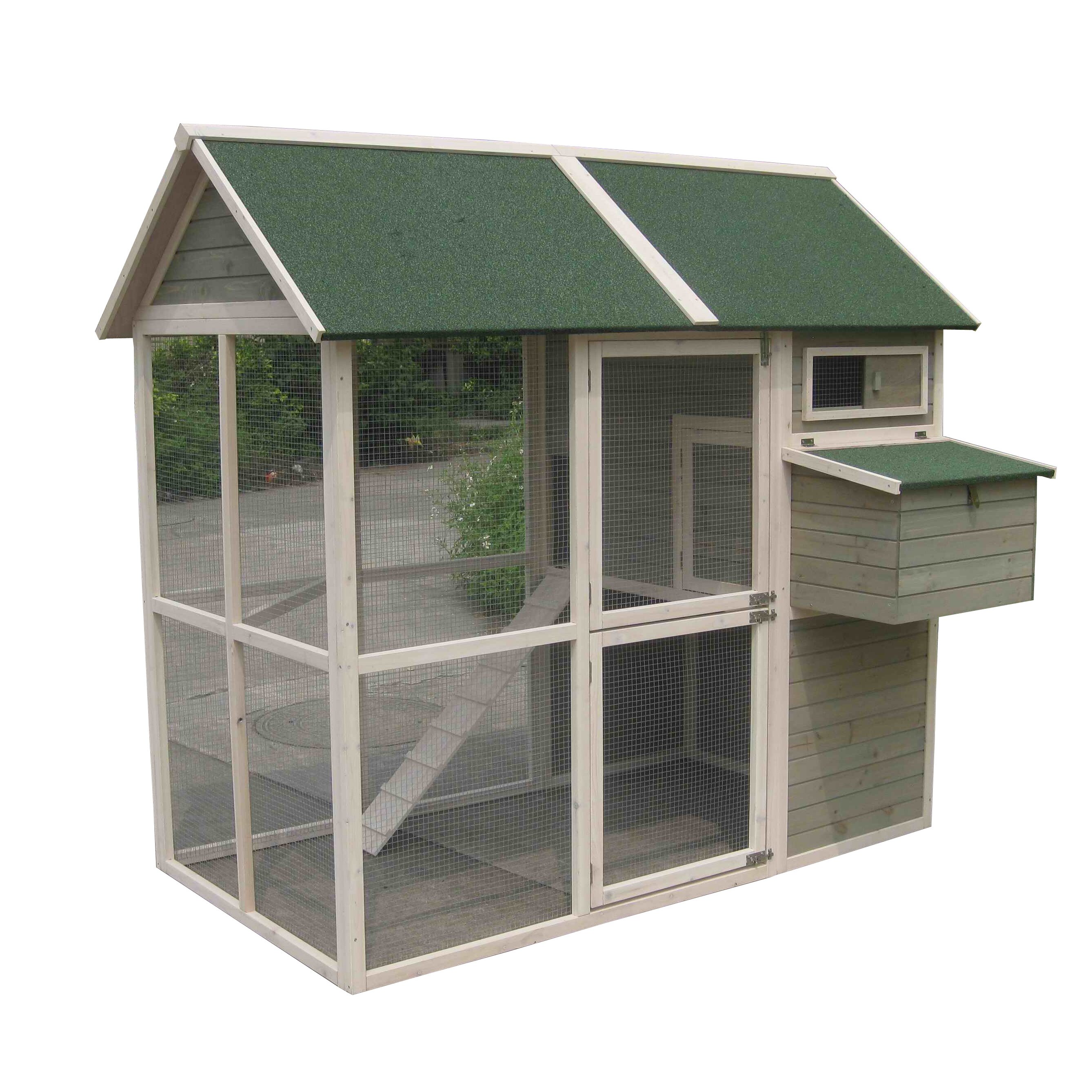  Innovation Pet Coops and Feathers Walk - in Chicken Coop 