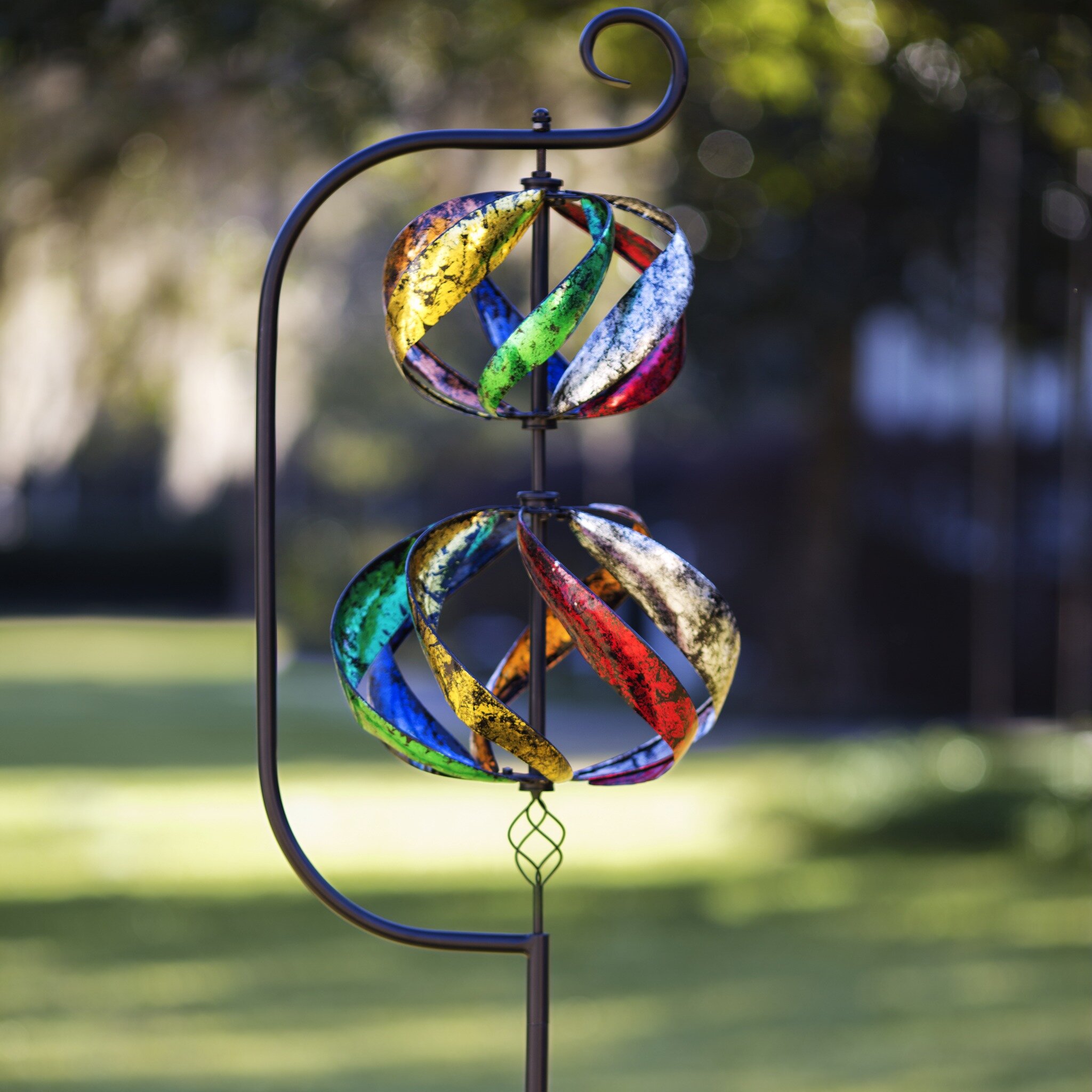 Plow & Hearth Wind Spinners - Plow & Hearth Diamond Globe Wind Spinner ...