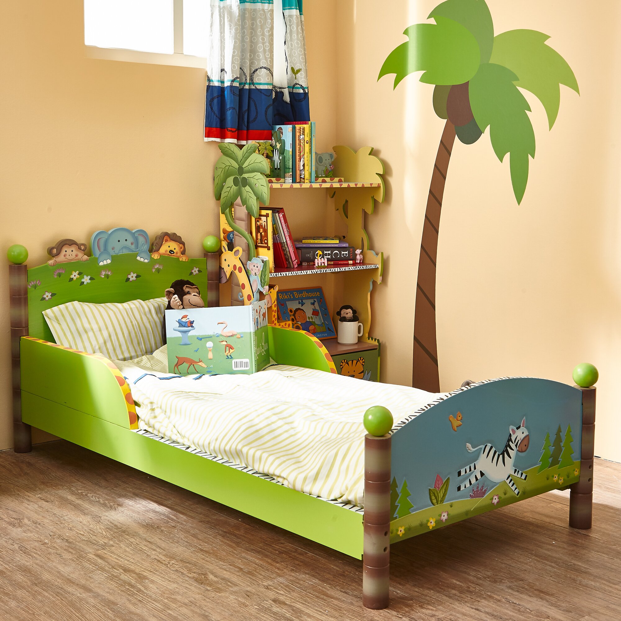safari themed toddler bed