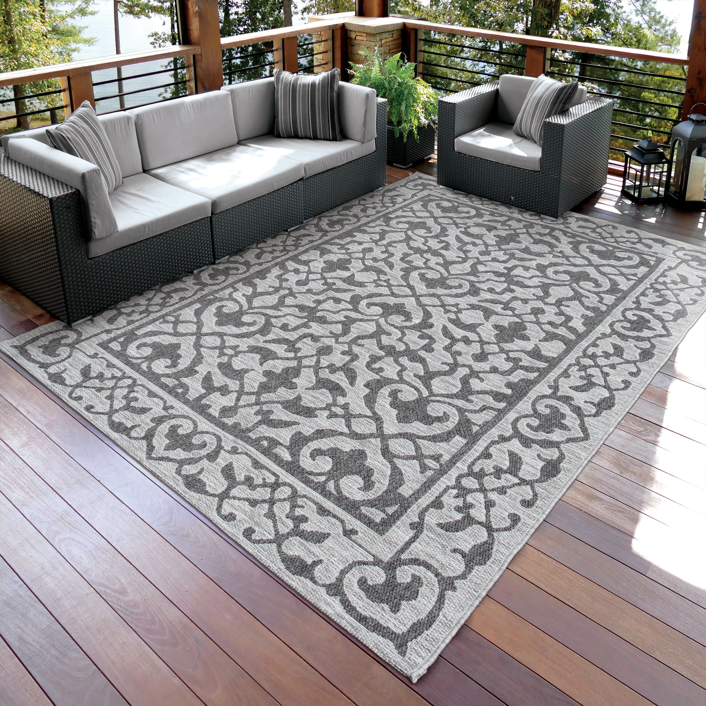 Charlton Home Ashton Charcoal/Gray Indoor/Outdoor Area Rug & Reviews ...