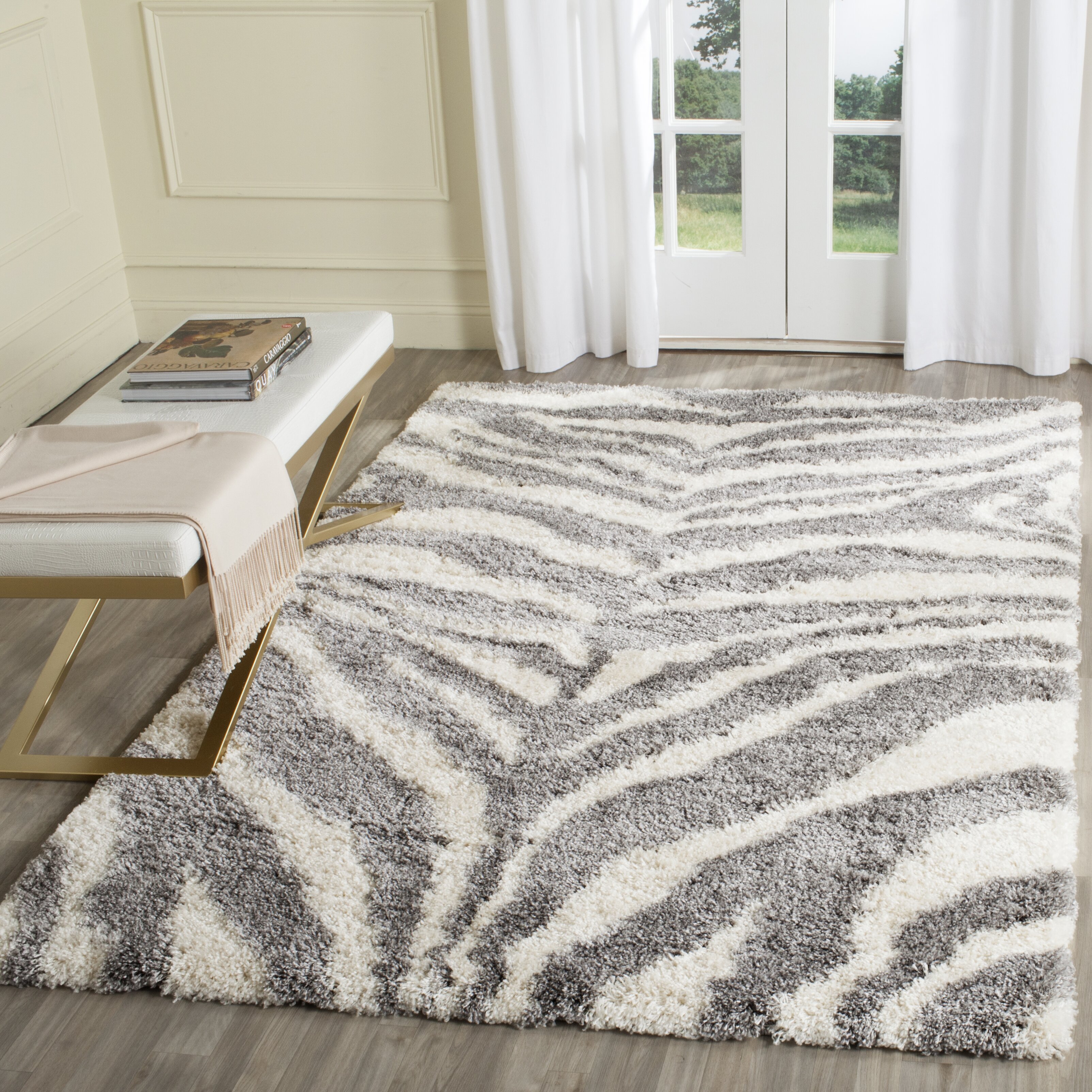 House of Hampton Laplaigne Shag Ivory/Grey Area Rug & Reviews | Wayfair.ca