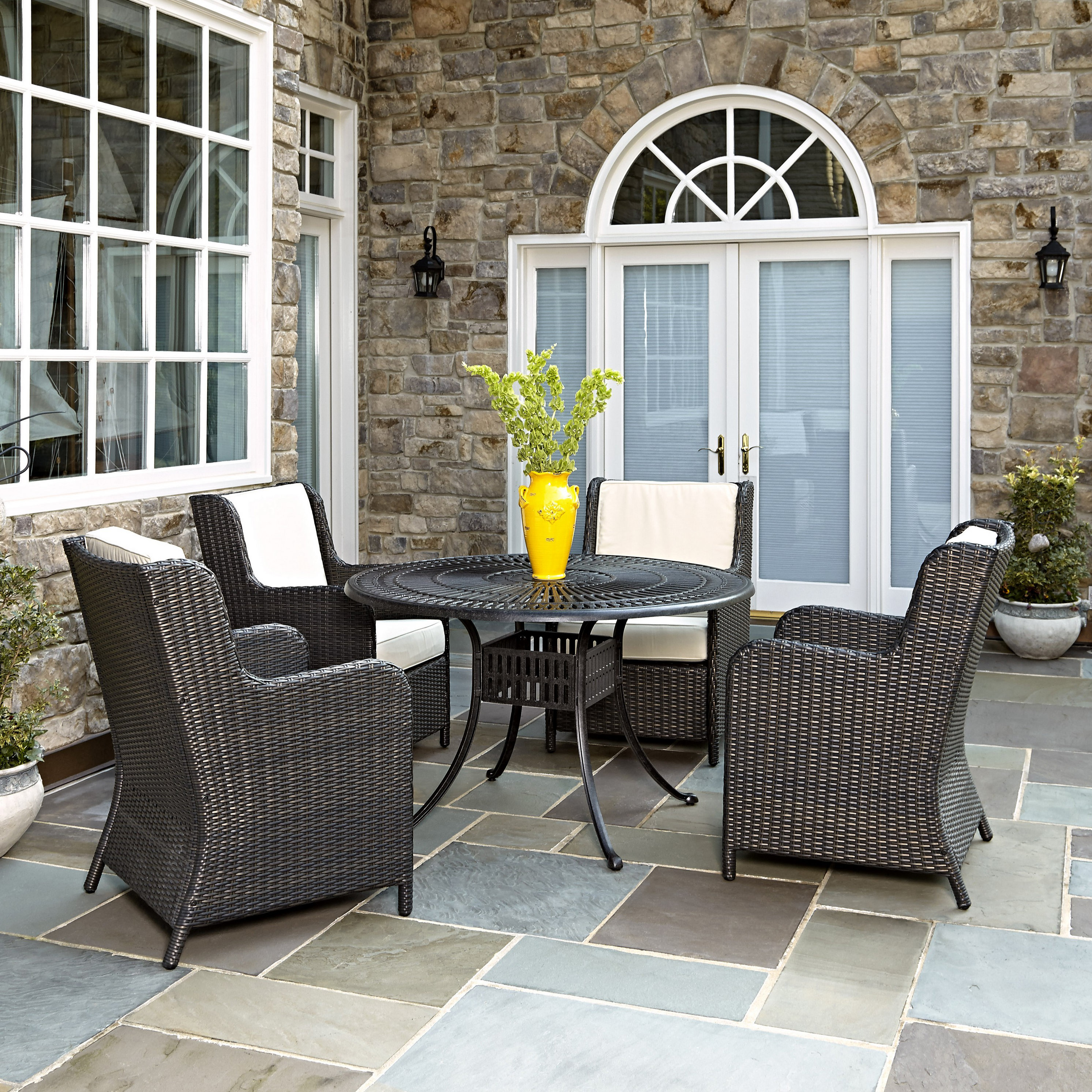 Astoria Grand Frontenac 5 Piece Dining Set with Cushions & Reviews