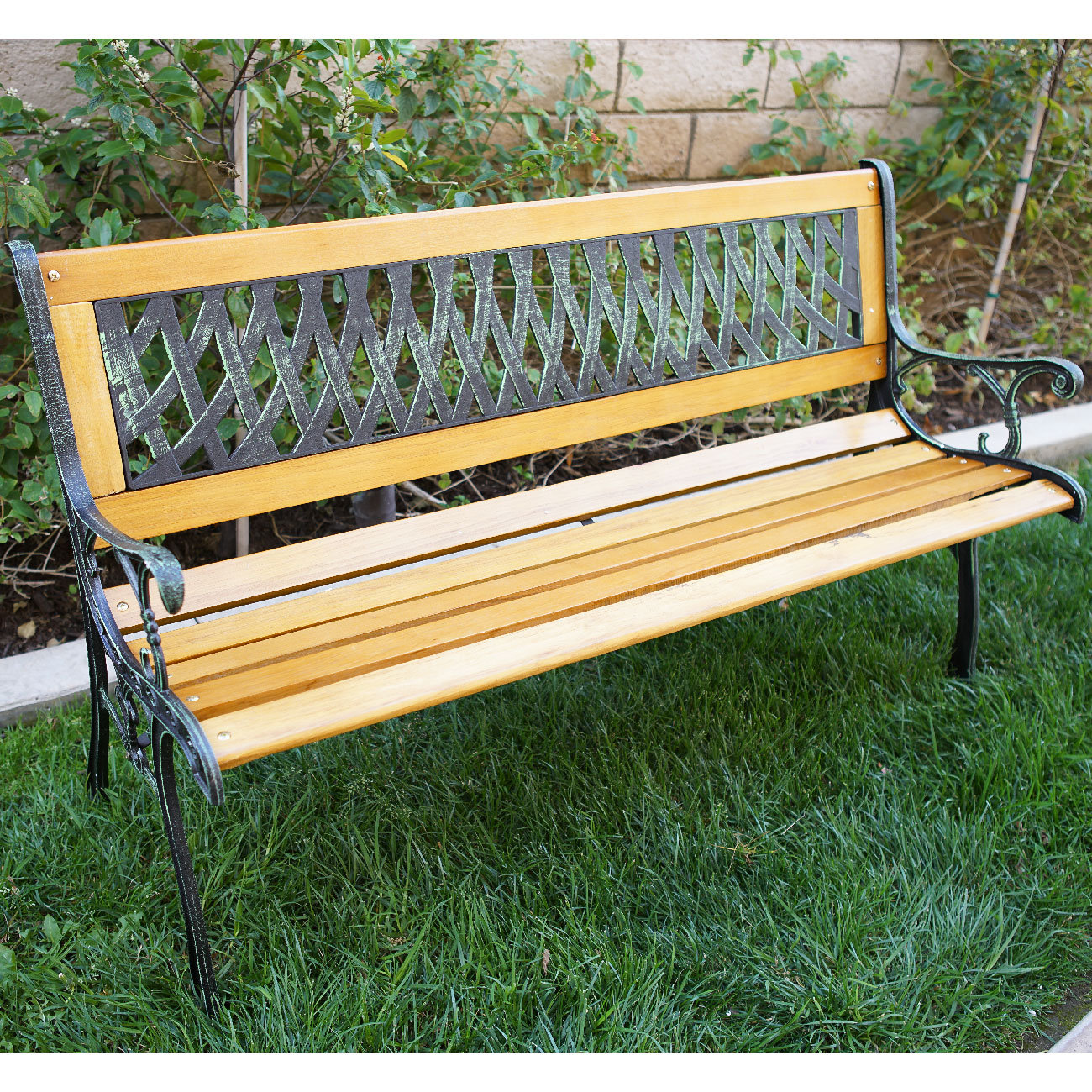 10 of the Best Outdoor Benches for Every Budget and Style