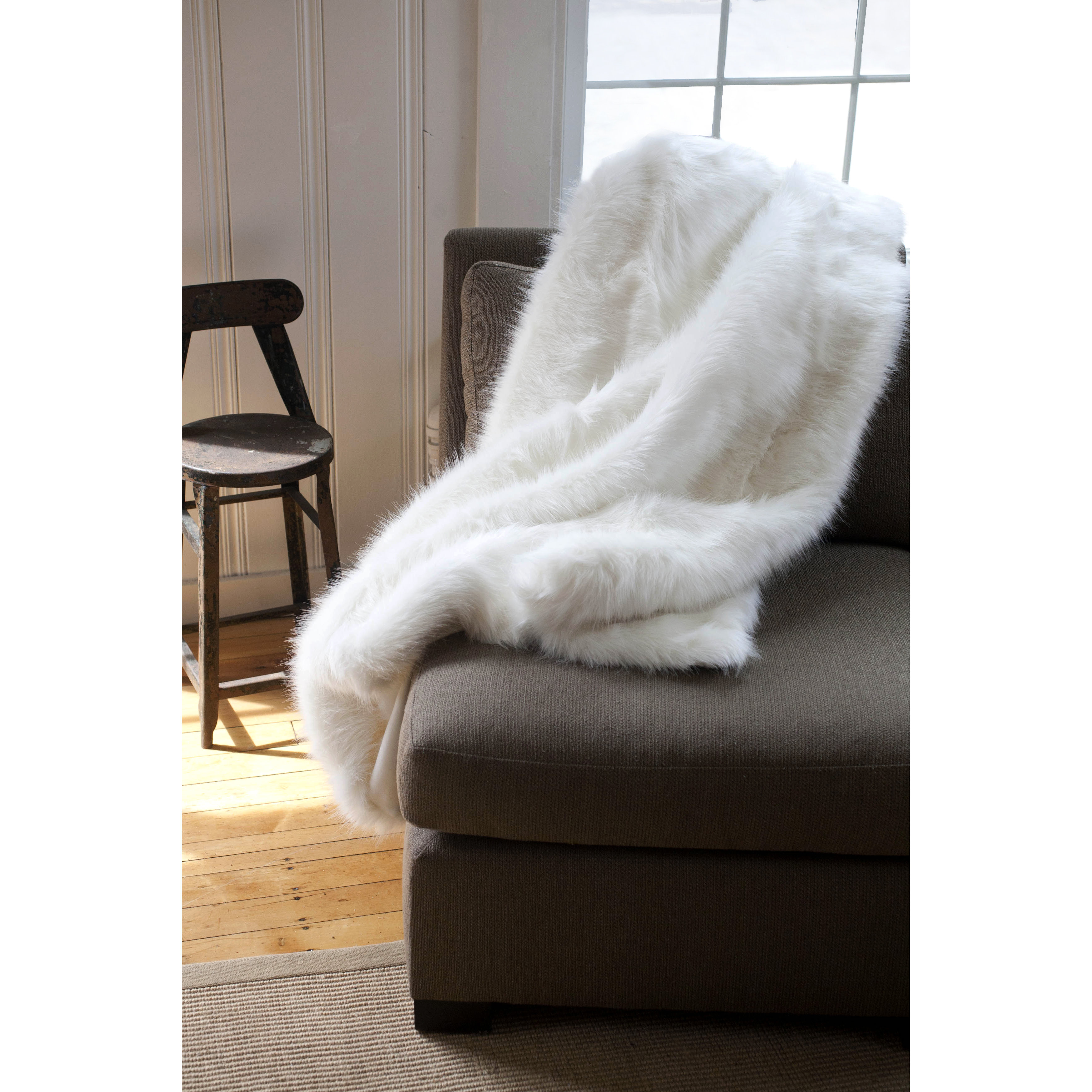 WovenWorkz Arctic Fox Faux Fur Throw & Reviews Wayfair