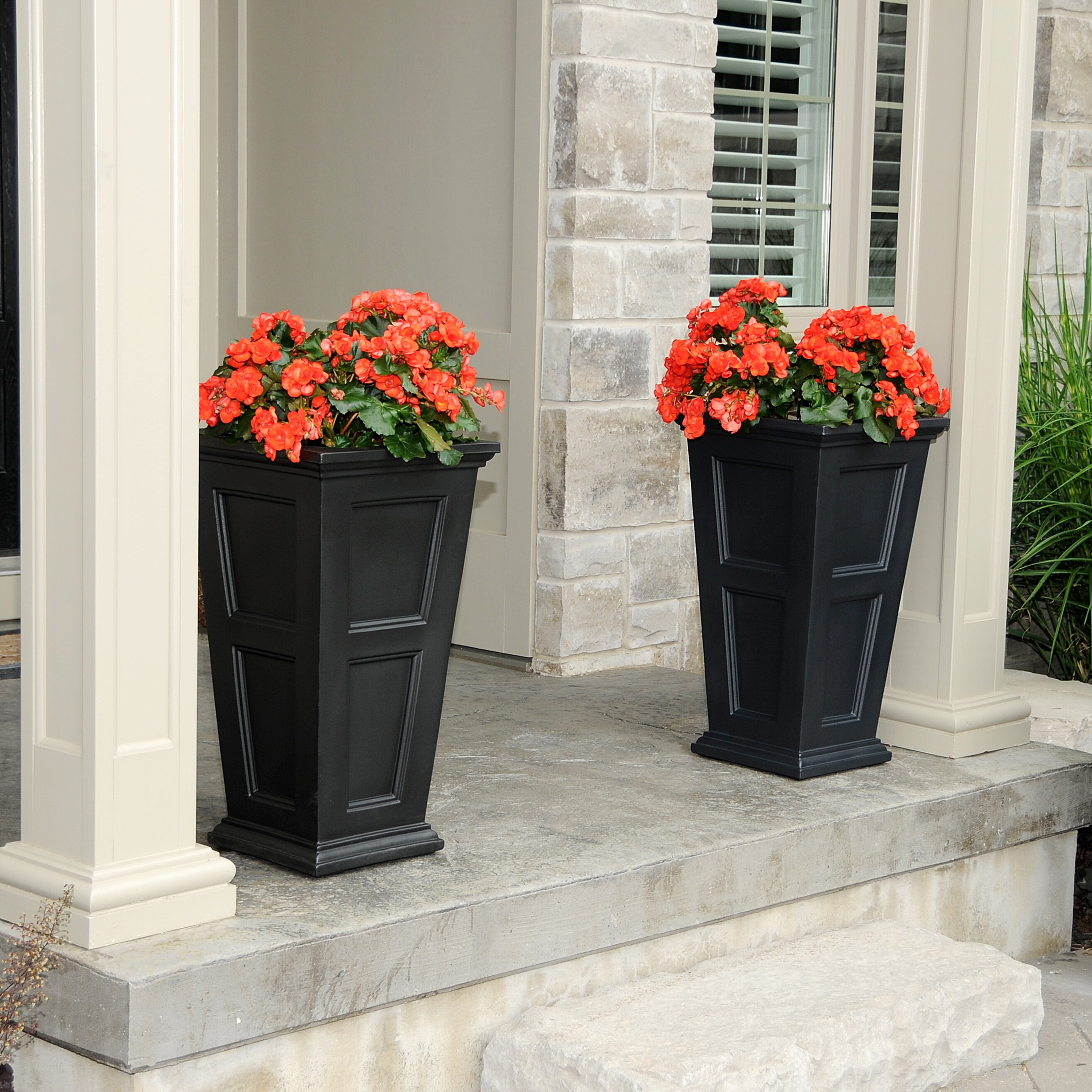 Mayne Inc. Fairfield Square Pot Planter &amp; Reviews | Wayfair